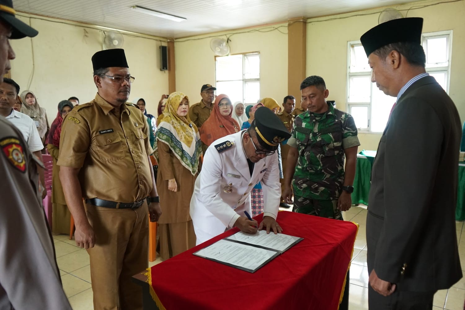 Sertijab Camat Kubung