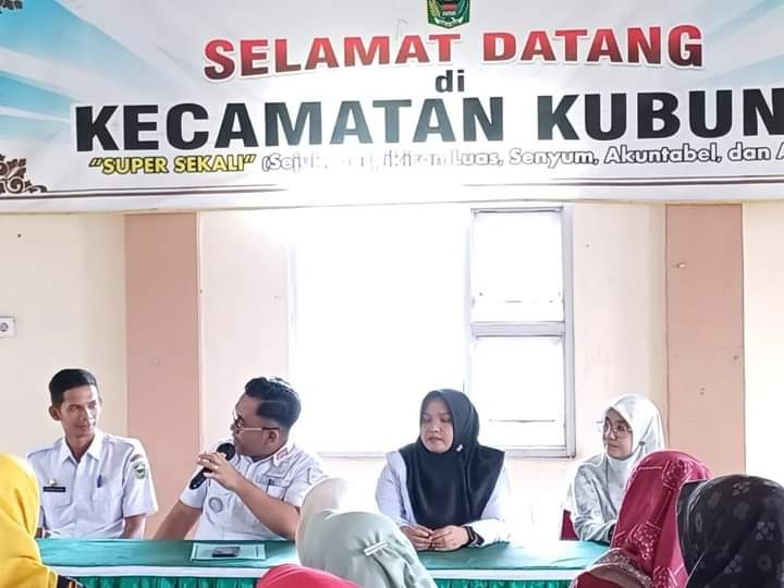 Camat Kubung Buka Kegiatan Pertemuan PKK dan Dasawisma