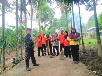 GOTONG ROYONG MEMPERSIAPKAN HARI KAKAO NASIONAL KAB.SOLOK