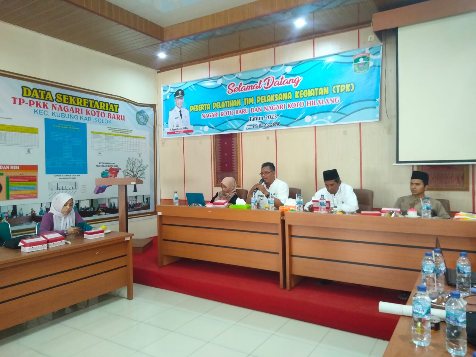Camat Kubung Buka Acara Pelatihan TPK Koto Baru Dan Koto Hilalang